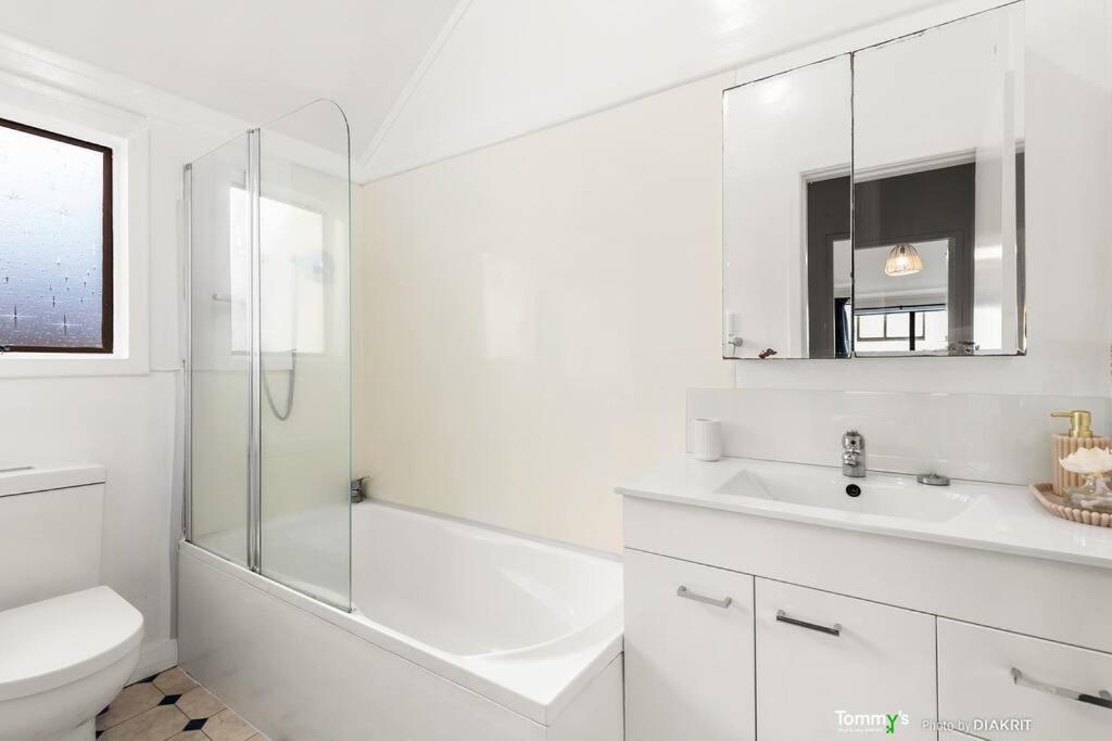 Beachside Retreat Wellington Bagian luar foto