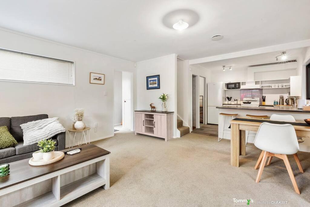 Beachside Retreat Wellington Bagian luar foto
